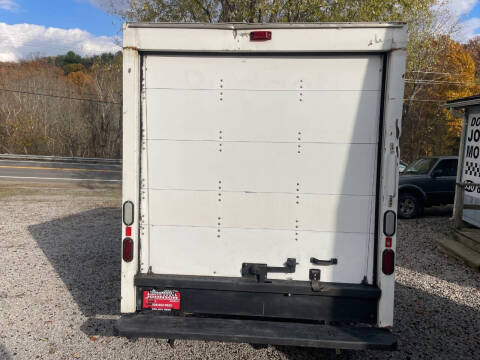 2017 GMC Savana 3500