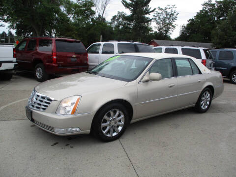 2008 Cadillac DTS for sale at The Auto Specialist Inc. in Des Moines IA