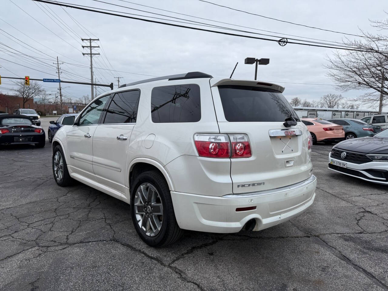 2012 GMC Acadia for sale at AVS AUTO GROUP LLC in CLEVELAND, OH