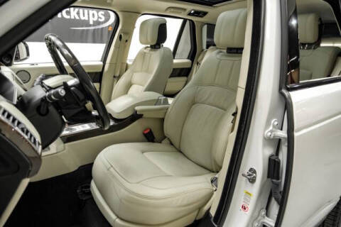 2020 Land Rover Range Rover P525 HSE