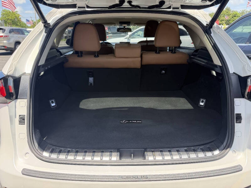 2017 Lexus NX 200t