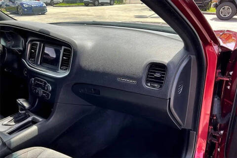 2019 Dodge Charger SXT