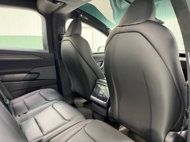 2023 Tesla Model X Standard Range