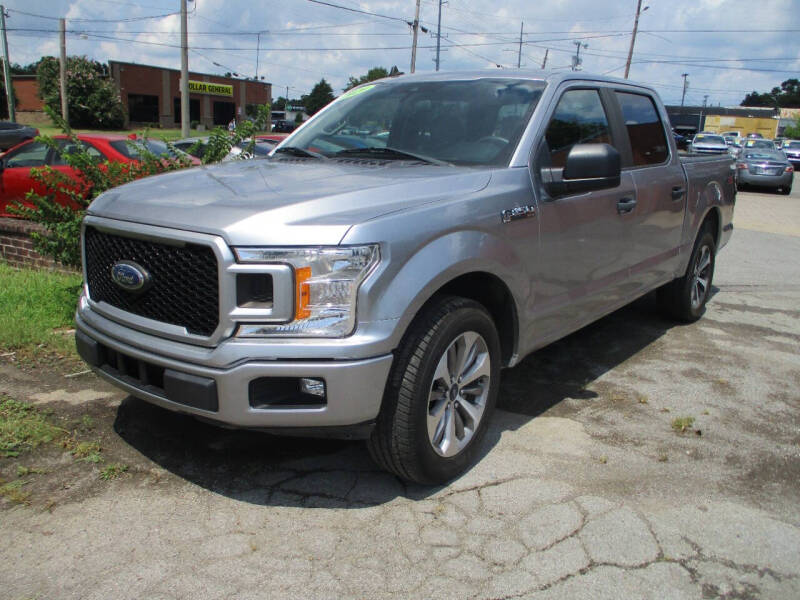 2020 Ford F-150 XL's photo