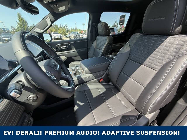 2025 GMC Sierra EV Denali