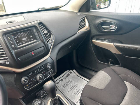 2017 Jeep Cherokee Sport Altitude