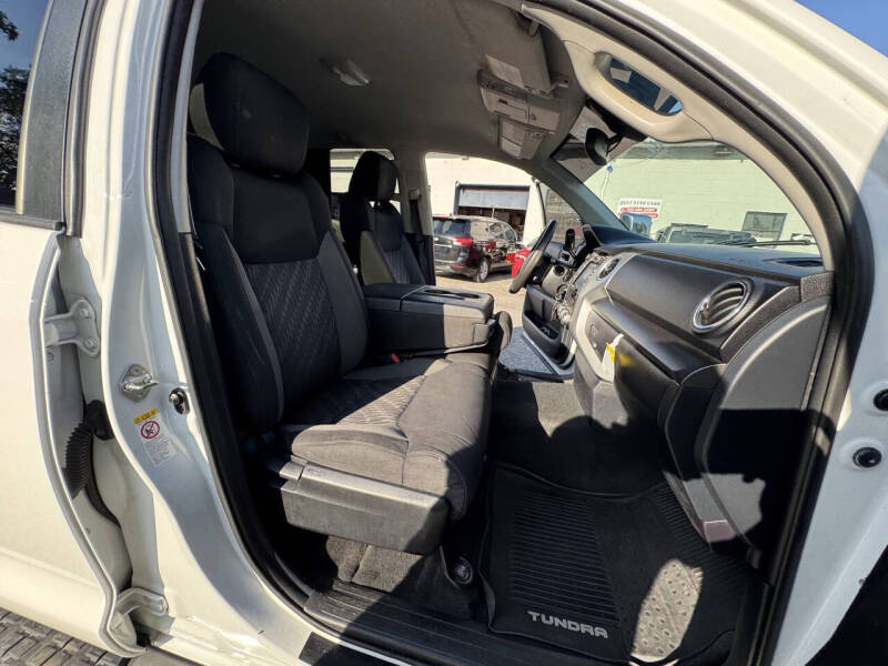 2019 Toyota Tundra SR5