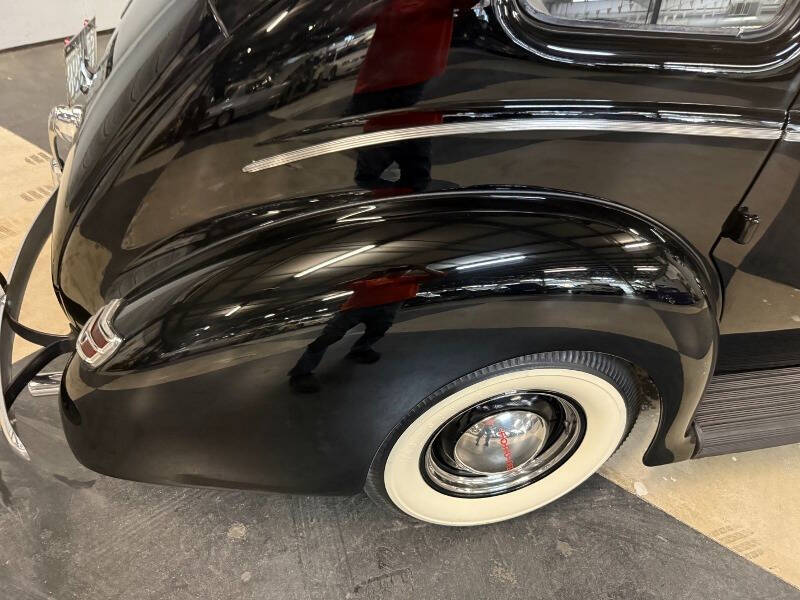 1940 Ford Deluxe
