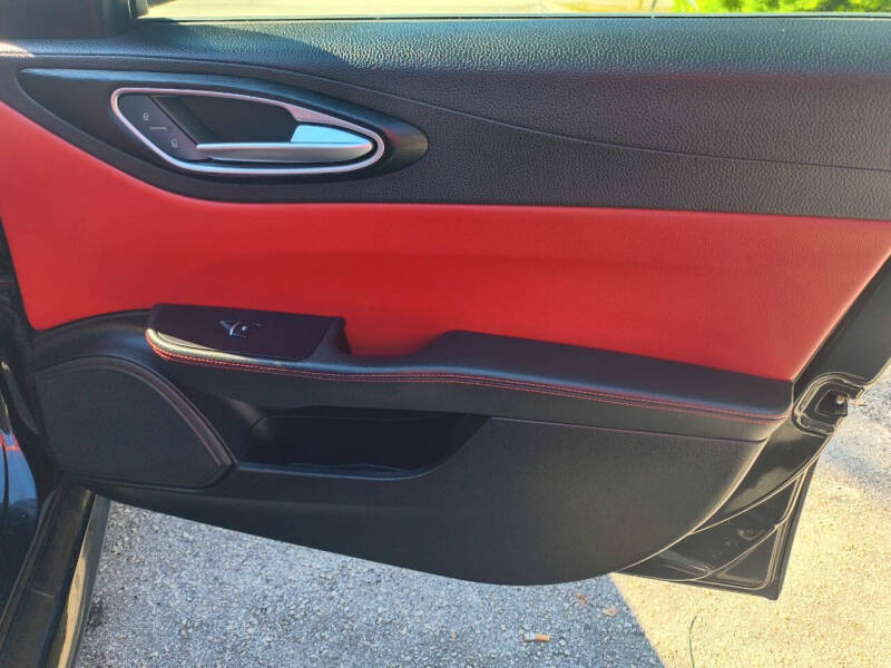 2017 Alfa Romeo Giulia