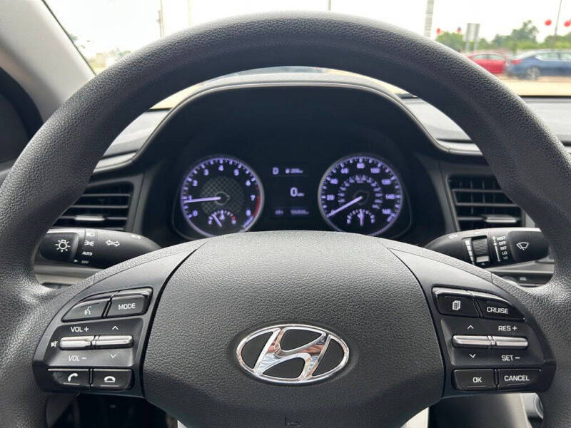 2020 Hyundai Elantra
