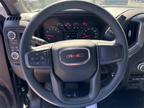 2025 GMC Sierra 2500HD Pro