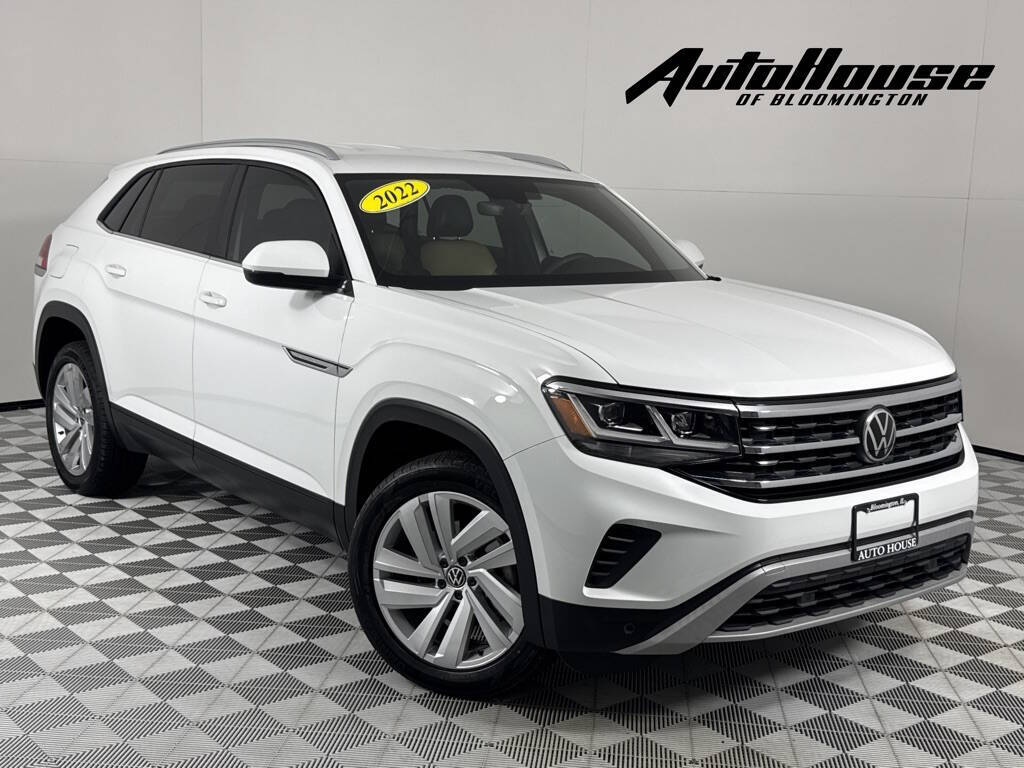 2022 Volkswagen Atlas Cross Sport V6 SE 4Motion AWD 4dr SUV w/Technology's photo