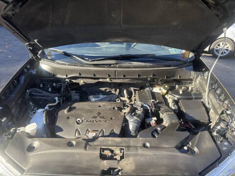 2018 Mitsubishi Outlander Sport ES