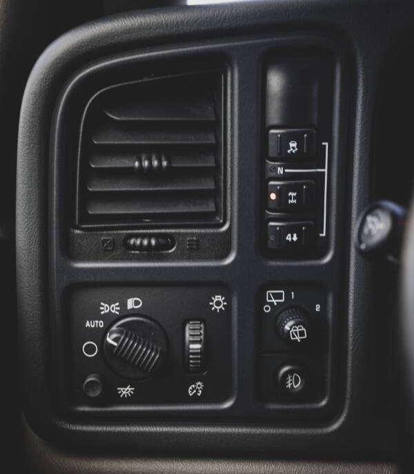 2004 GMC Yukon SLT