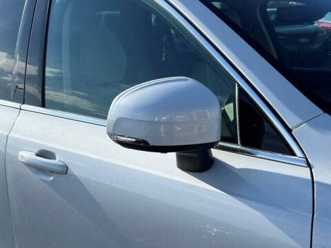 2023 Volvo XC90 Recharge T8 Ultimate Bright Theme 6P