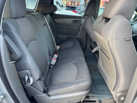 2013 Chevrolet Traverse LS