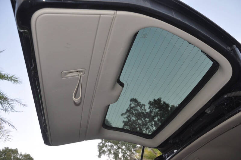 2003 Cadillac Escalade