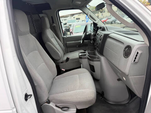 2011 Ford E-Series E-150