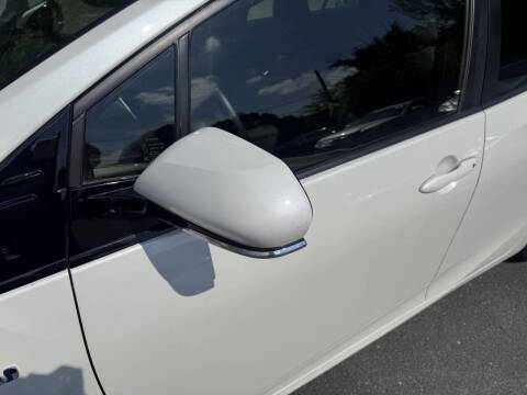 2018 Toyota Prius Three