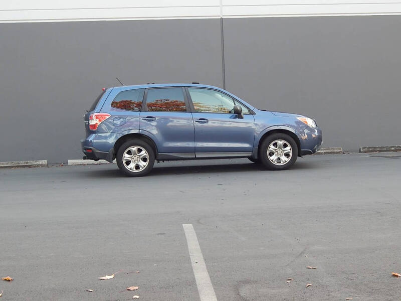 2014 Subaru Forester 2.5i
