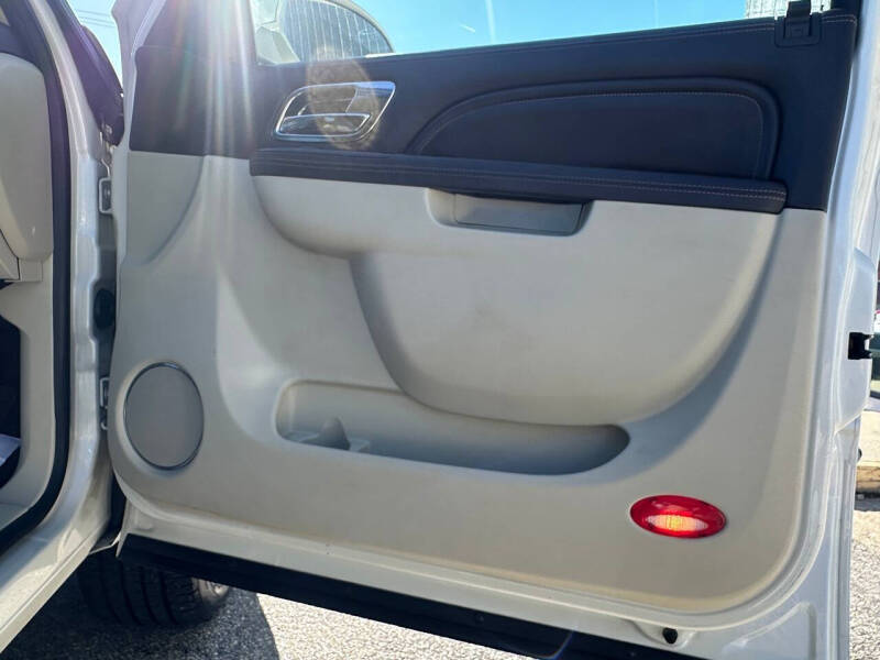 2014 Cadillac Escalade Platinum