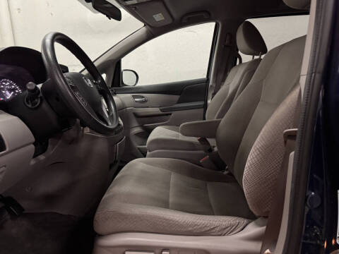 2015 Honda Odyssey LX