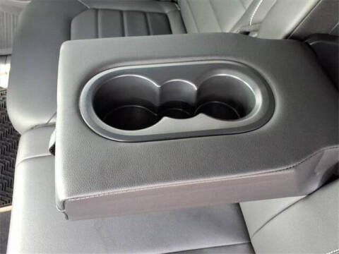 2024 Volkswagen Atlas Cross Sport SEL R-Line 4Motion