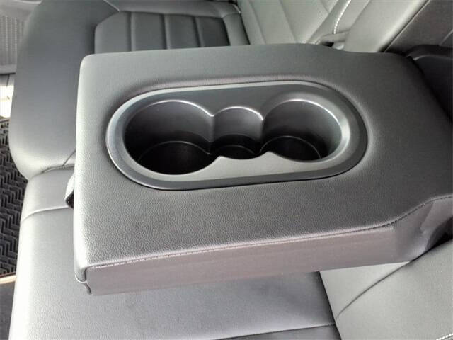 2024 Volkswagen Atlas Cross Sport SEL R-Line 4Motion