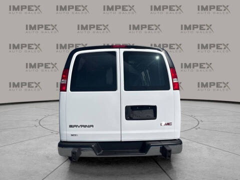 2023 GMC Savana 2500
