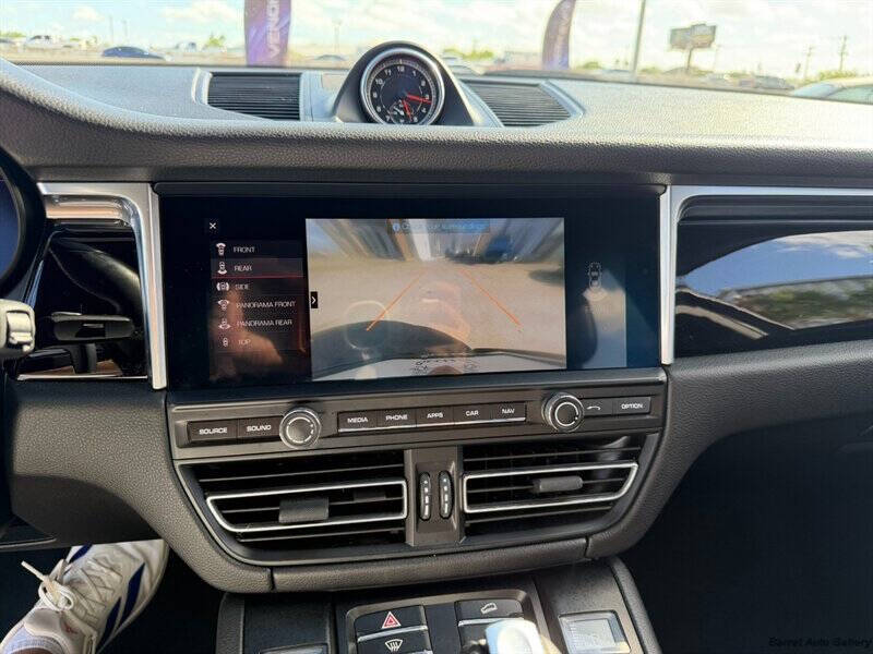 2021 Porsche Macan S
