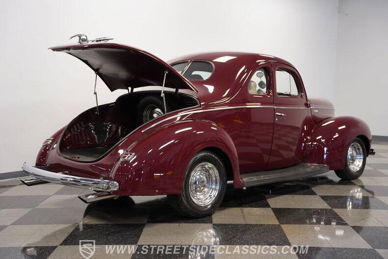1940 Ford Deluxe