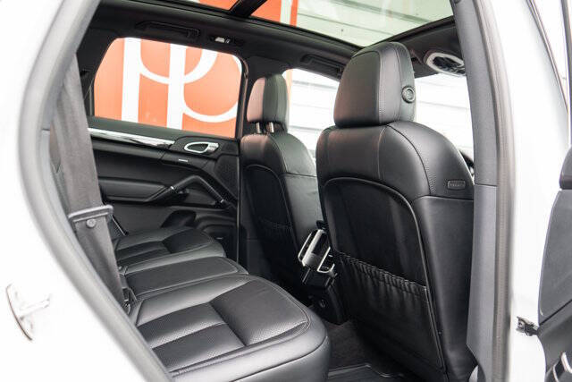 2018 Porsche Cayenne S