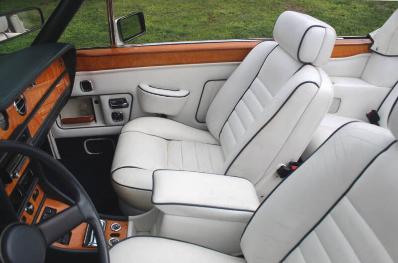 1989 Rolls-Royce Corniche