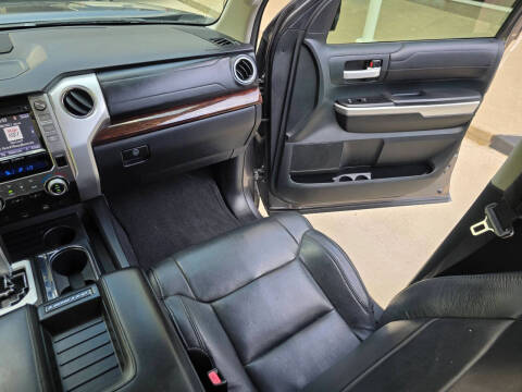 2017 Toyota Tundra Limited