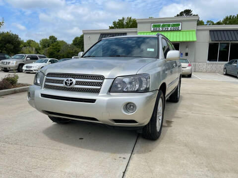 2006 Toyota Highlander Hybrid for sale at Cross Motor Group in Rock Hill SC