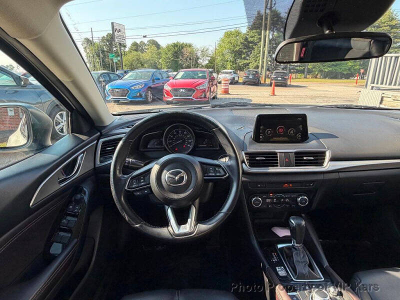 2018 Mazda MAZDA3 Touring