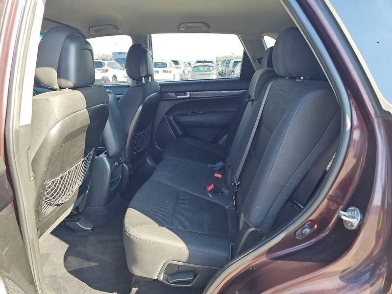 2014 Kia Sorento LX
