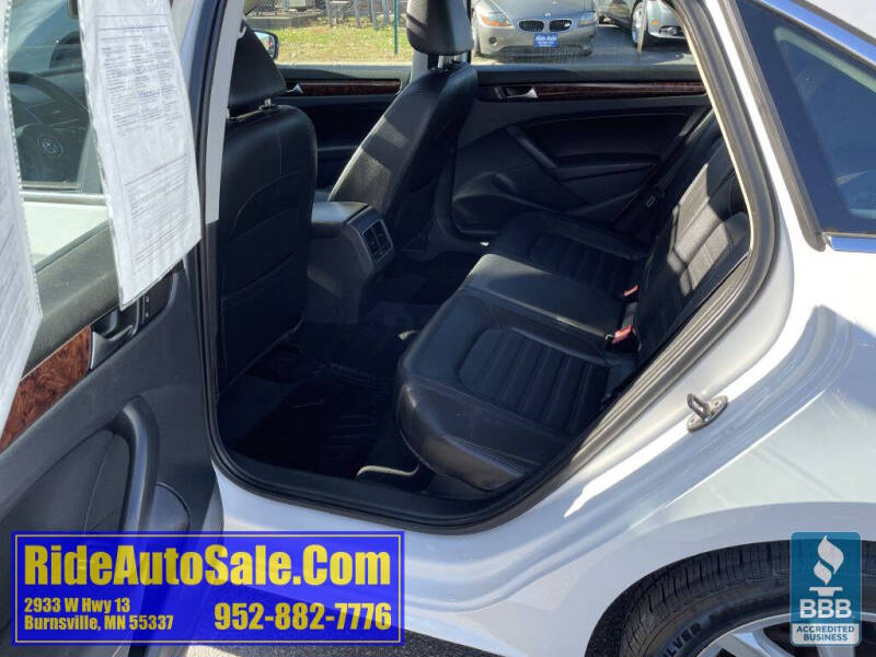 2013 Volkswagen Passat SEL