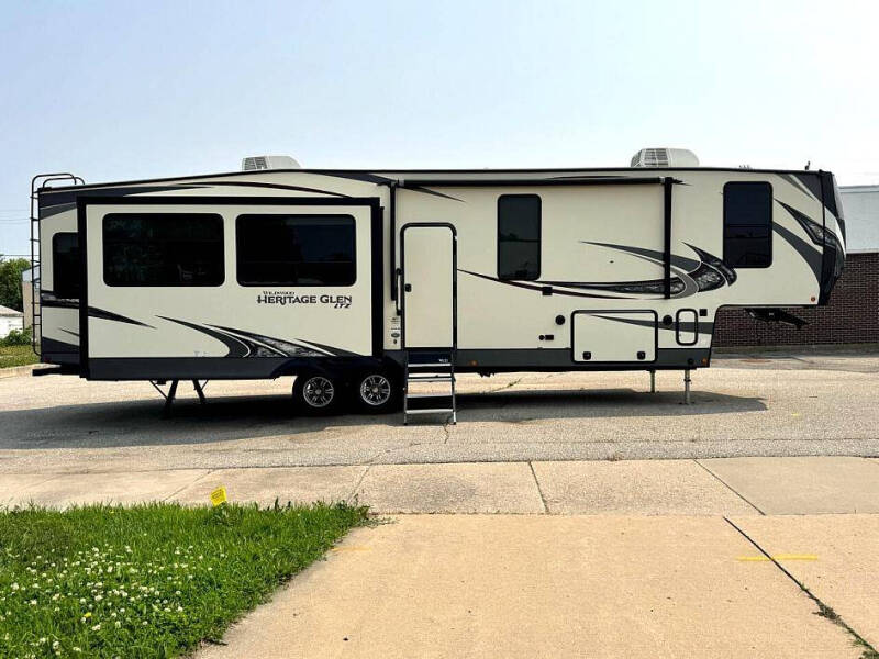 2019 Forest River Heritage Glen