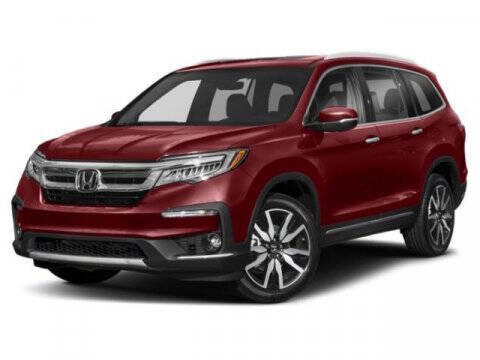 2021 Honda Pilot Touring w/Rear Captain's Chairs