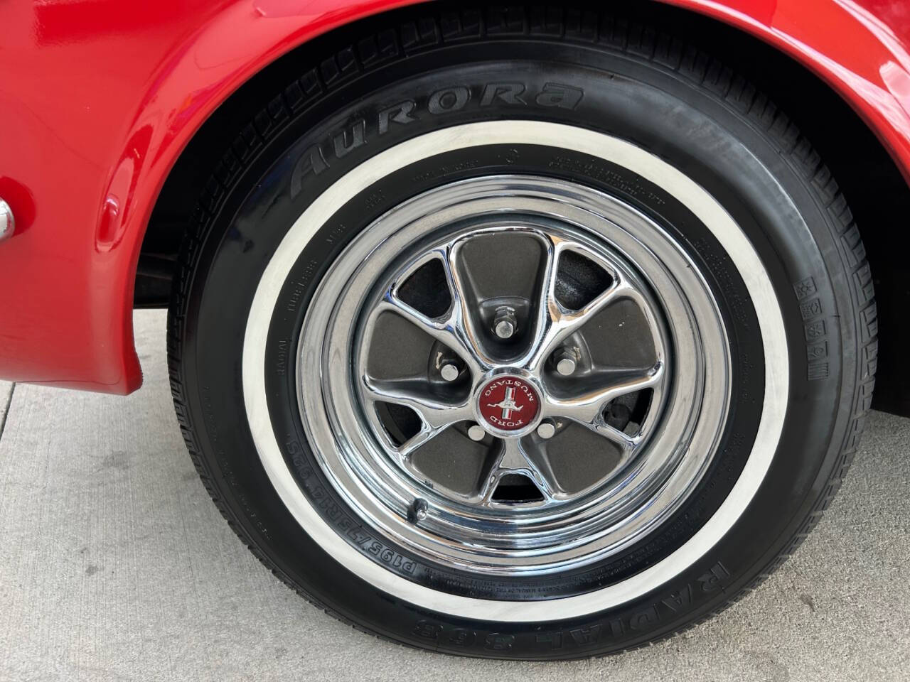 1965 Ford Mustang 24