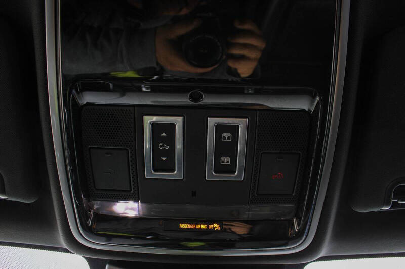 2021 Land Rover Range Rover Sport HSE Silver Edition