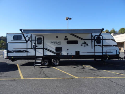 2021 Kodiak 332 BHSL for sale at Driven Pre-Owned in Lenoir NC