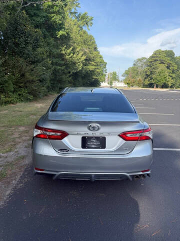 2020 Toyota Camry SE