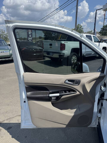 2017 Ford Transit Connect Titanium