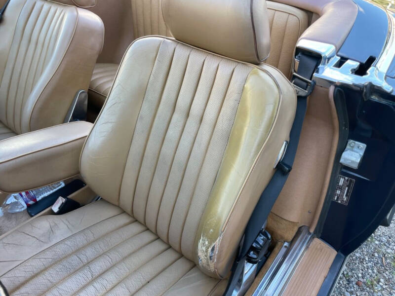1987 Mercedes-Benz 560-Class 560 SL