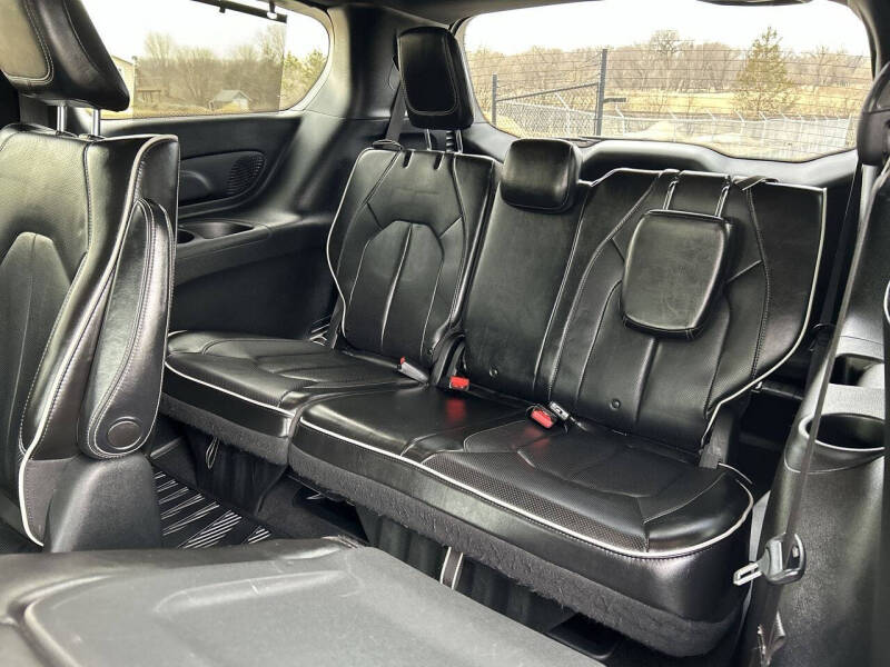 2020 Chrysler Pacifica Hybrid Limited