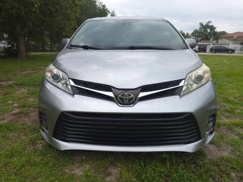 2018 Toyota Sienna