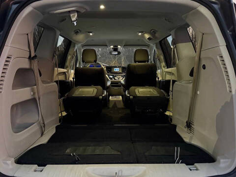 2017 Chrysler Pacifica LX