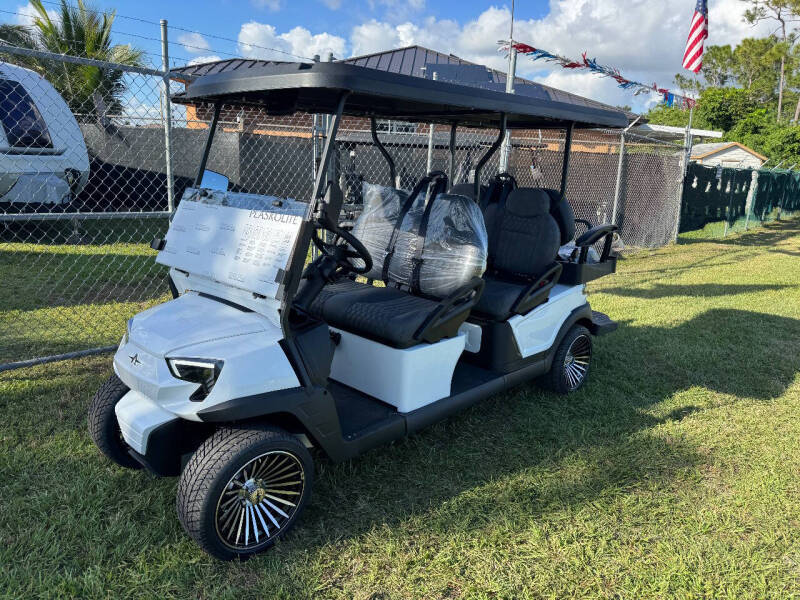 2026 Atlas 6-Passenger